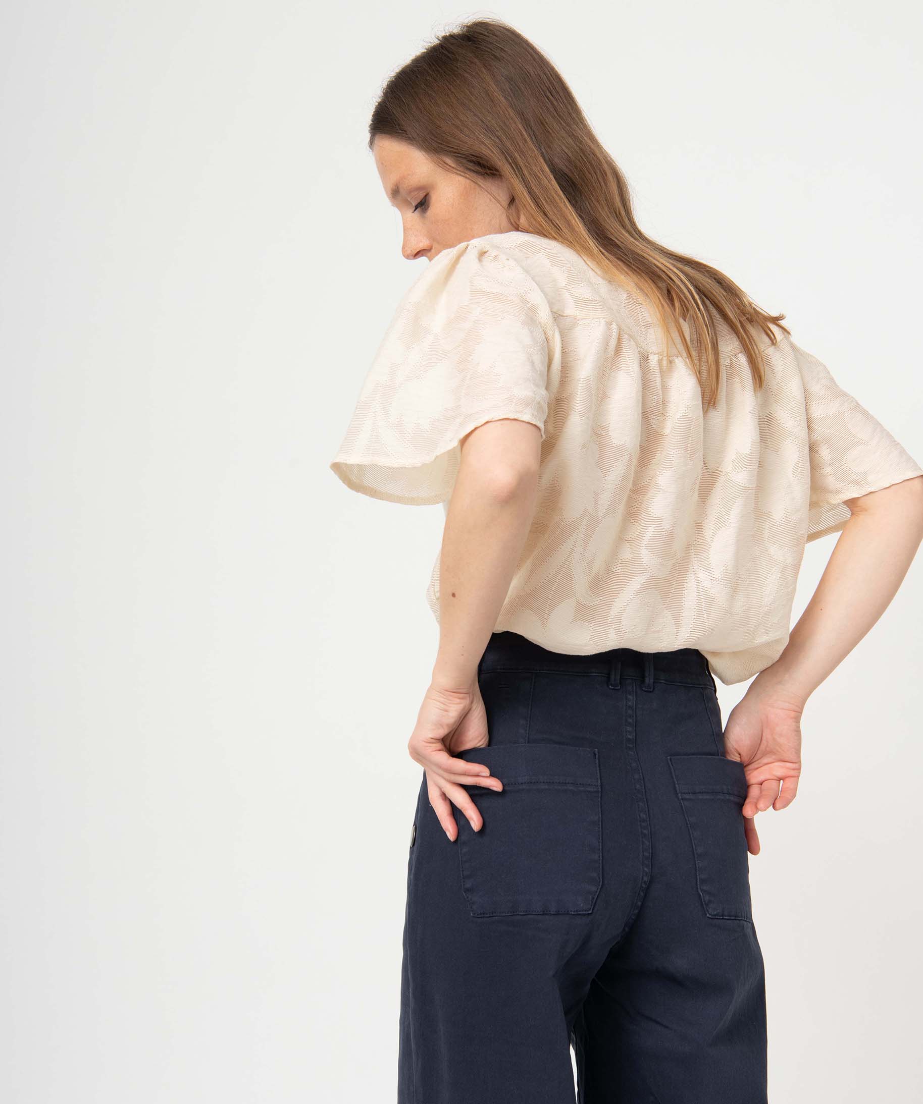 Blouse femme à motifs fleuris avec dentelle ecru | GEMO