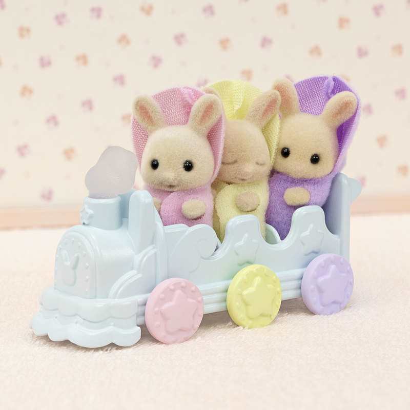 5707 Les triplés lapins crème