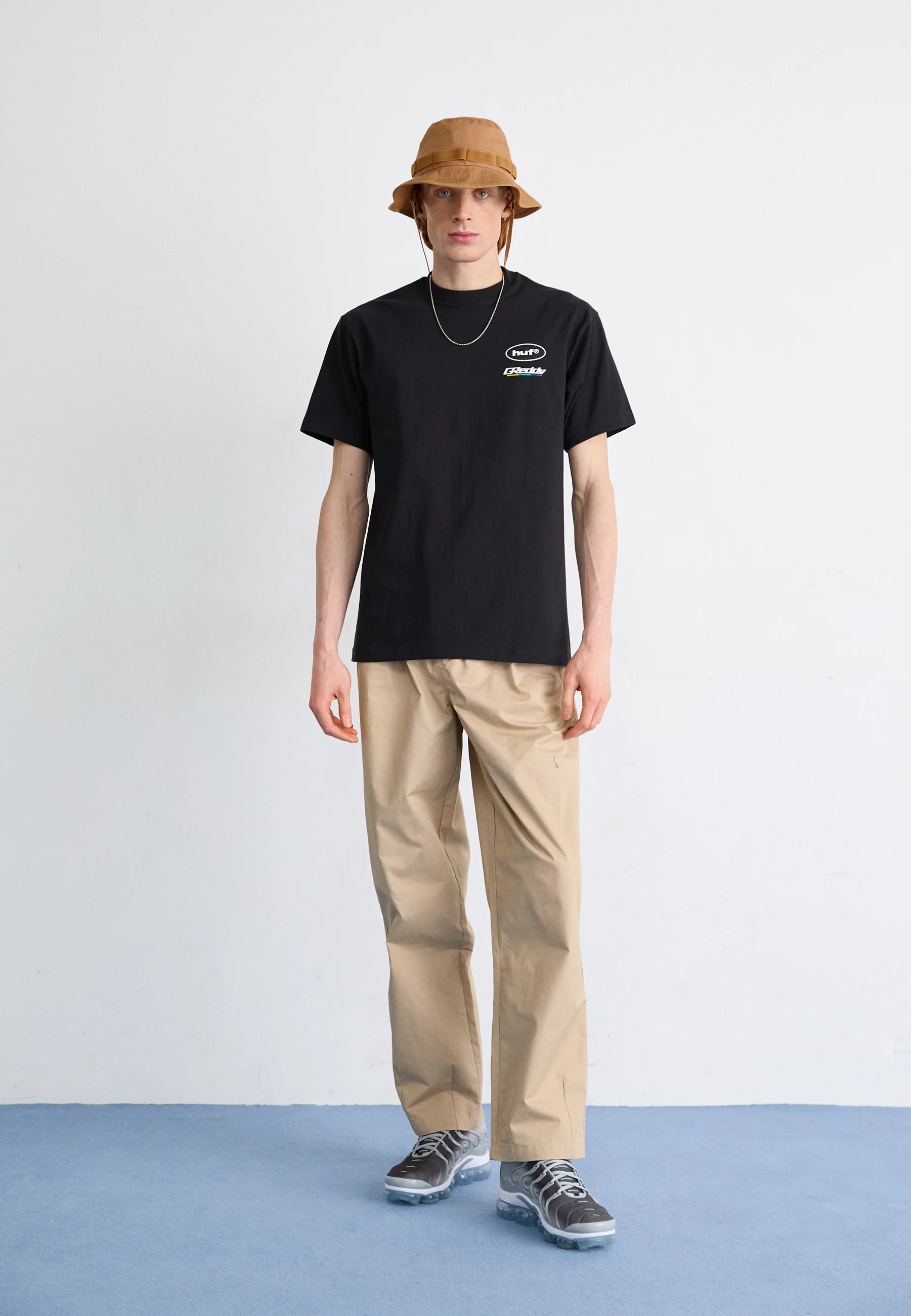 HUF GREDDY TEE - Camiseta estampada