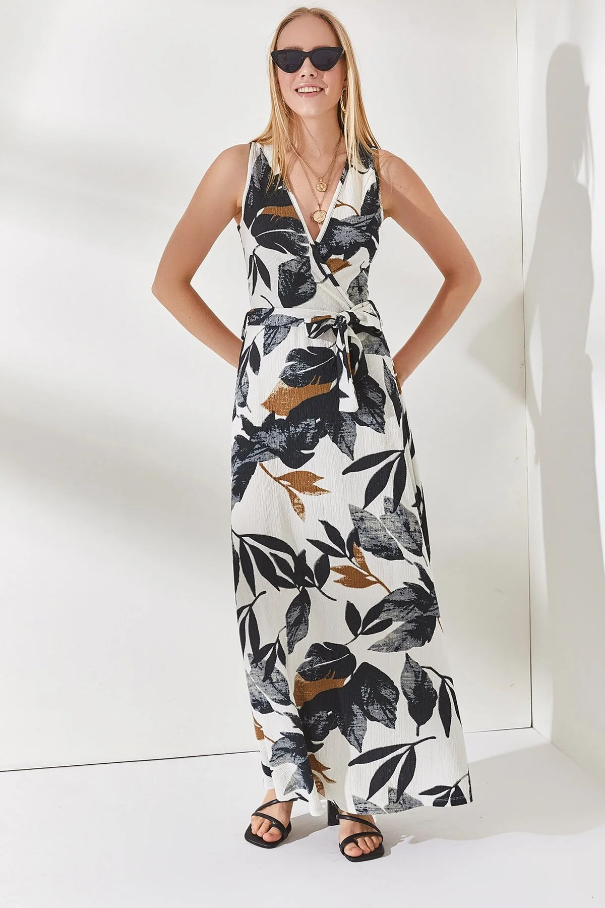 Olalook  Schwarzes, florales, zweireihiges, strukturiertes Maxi-Strickkleid mit Gürtel für Damen ELB-19001745