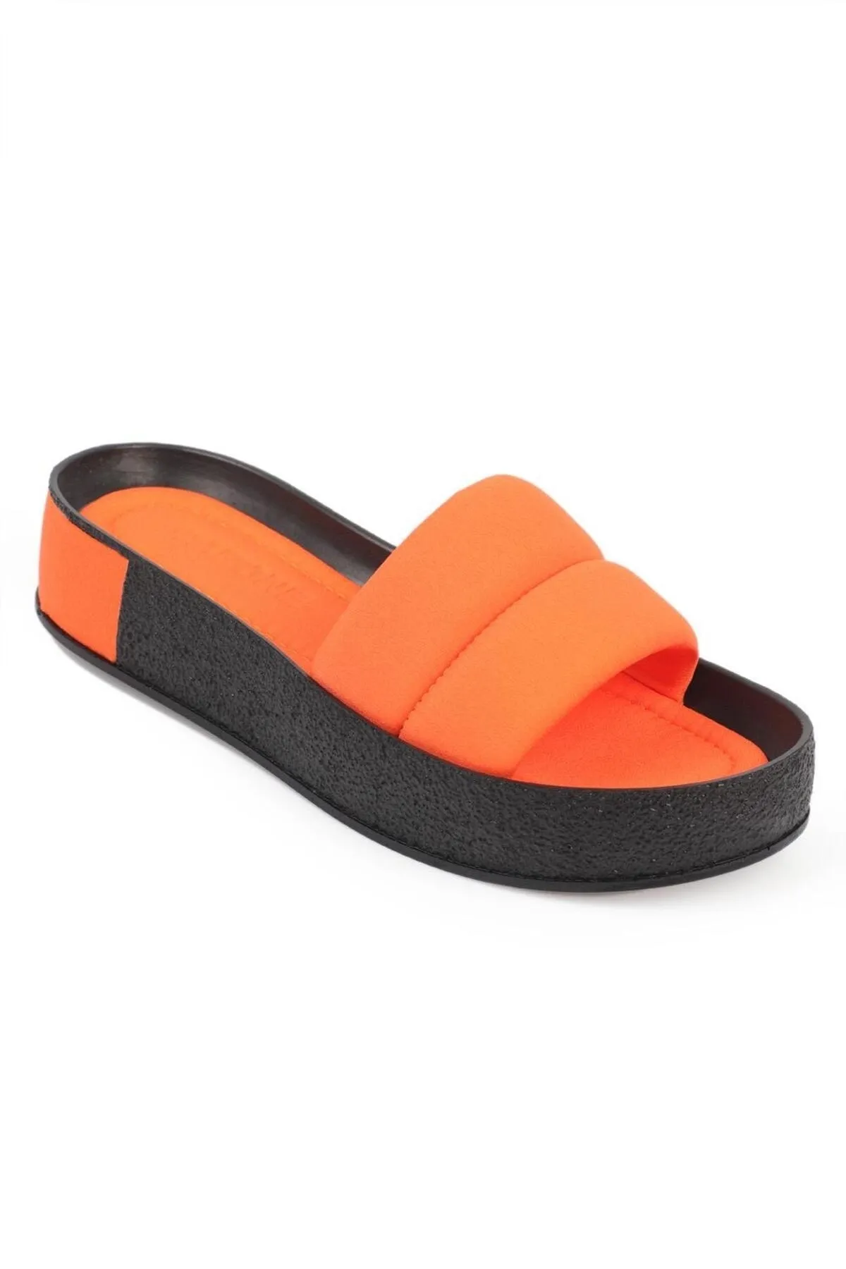 Capone Outfitters  Capone gesteppte, gebänderte, farbenfrohe, detaillierte Damenhausschuhe mit Keilabsatz, mattes Satin-Orange