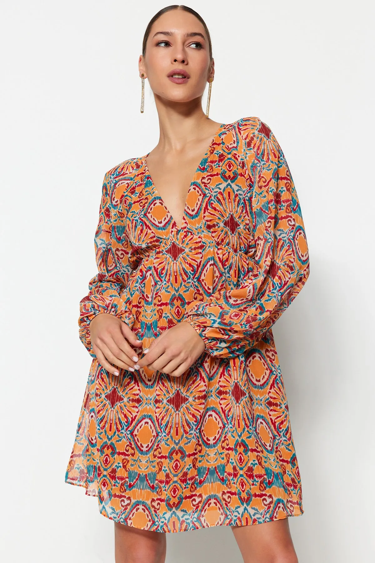 Trendyol Collection  Orange bedrucktes Webkleid TWOSS23EL00519