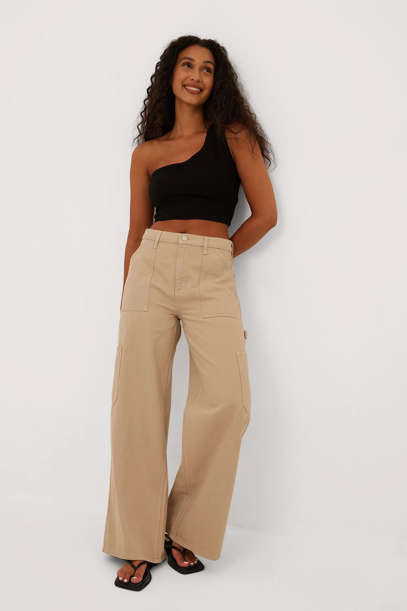 Einseitig schulterfreies Crop Top