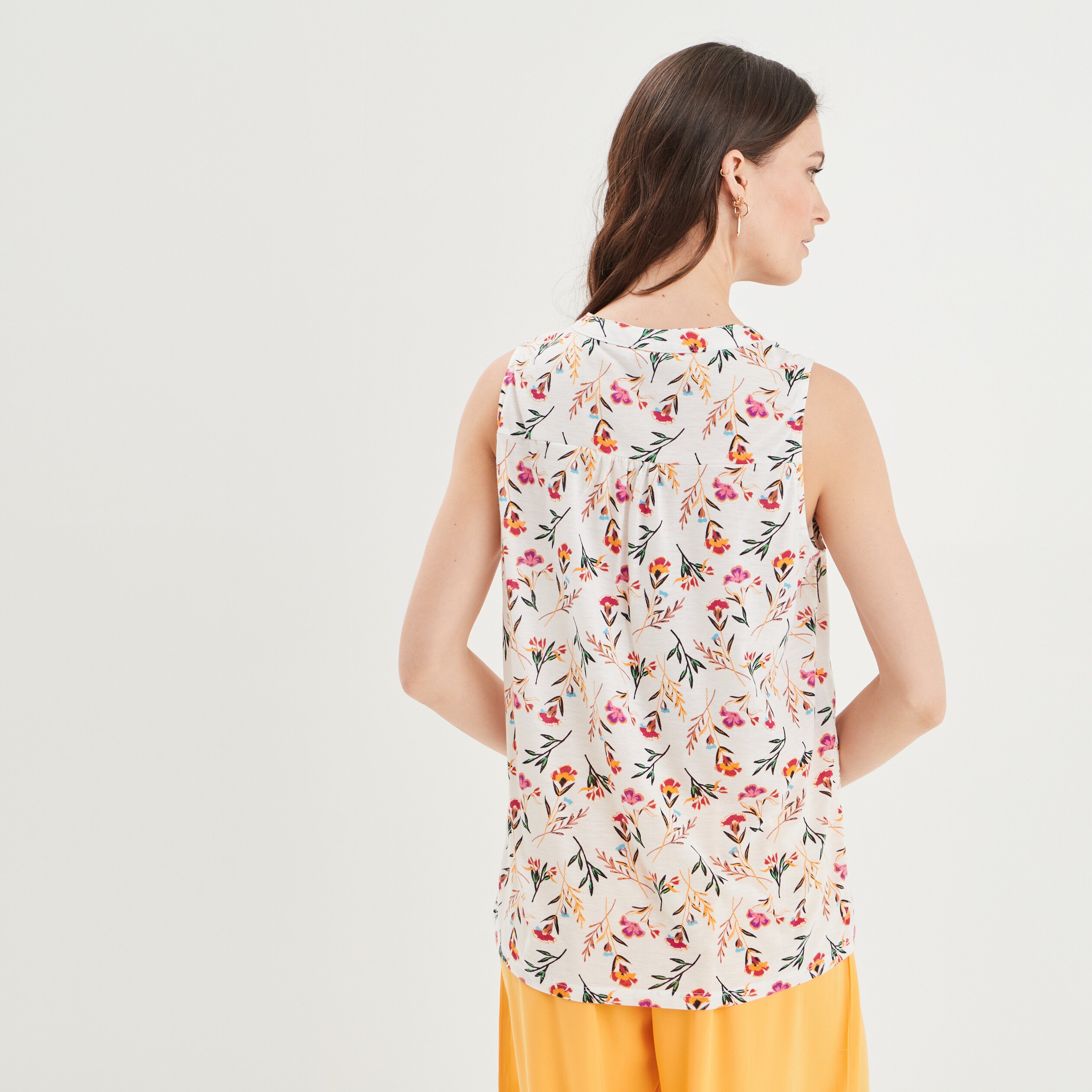 Blouse sans manches col tunisien ecru femme | La Halle
