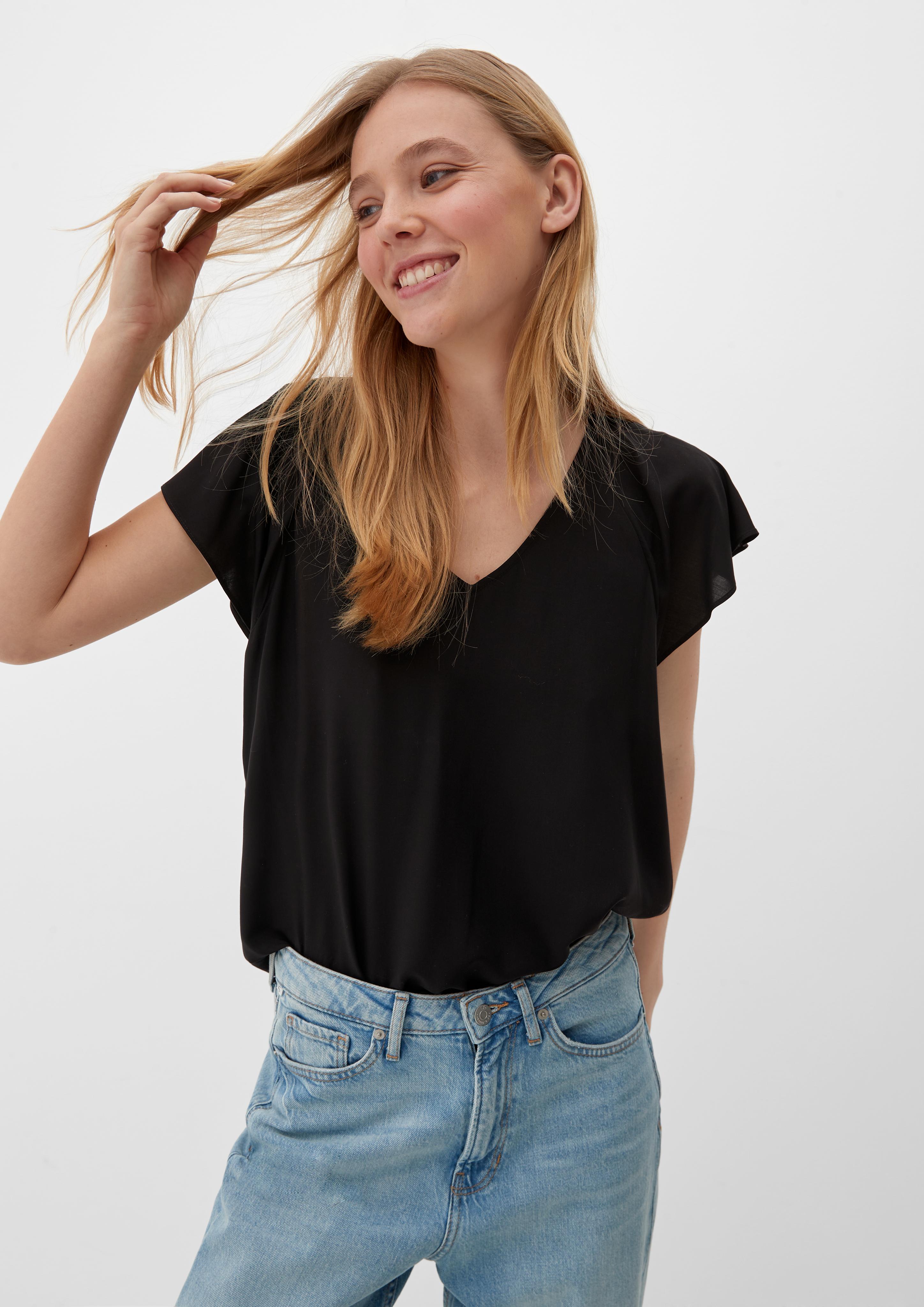 Viskosebluse mit V-Ausschnitt  2132616-9999