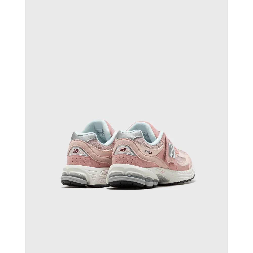 New Balance PV2002V1 PV2002SK / pink