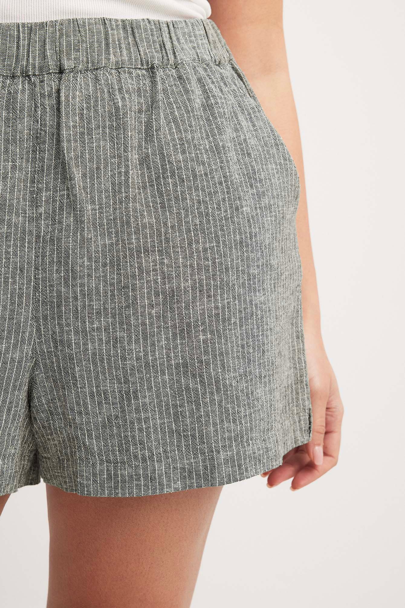 Shorts aus Leinen-Mix mit elastischem Bund