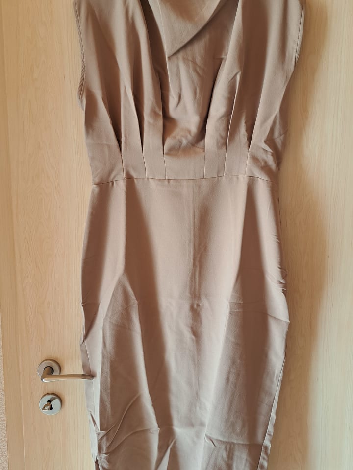 trendyol Kleid in Beige günstig kaufen 42