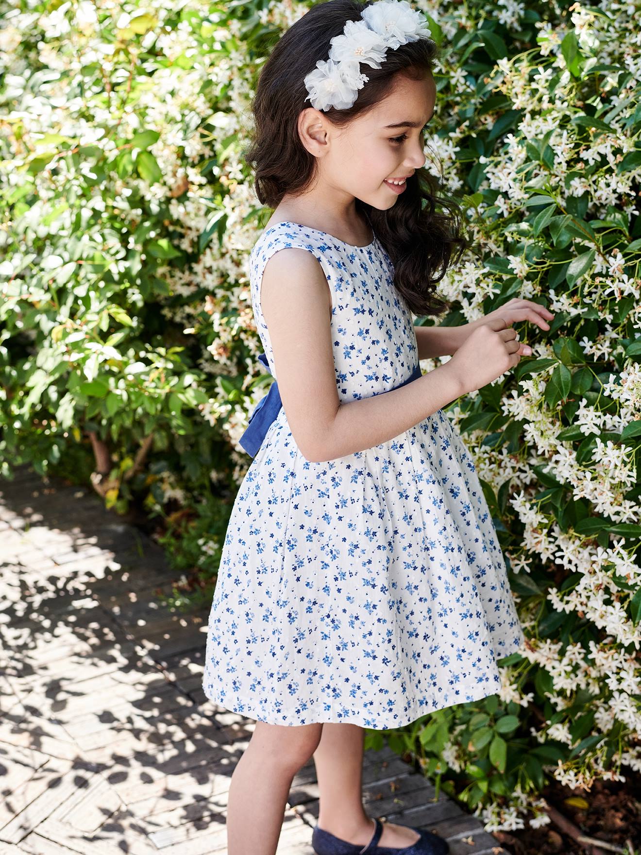 Robe de cérémonie à fleurs et plumetis fille ceinture nouée au dos écru