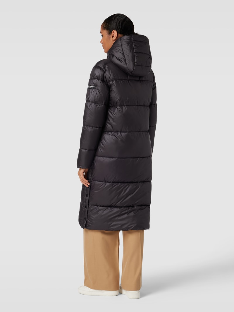 Steppmantel mit Kapuze Modell 'SHELLY' in schwarz