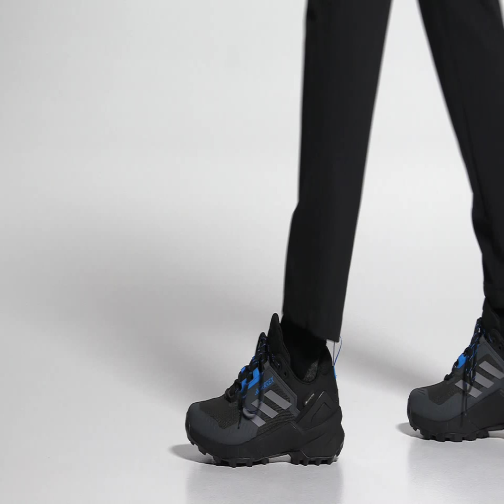 adidas Swift R3 GORE TEX HR1311 / schwarz