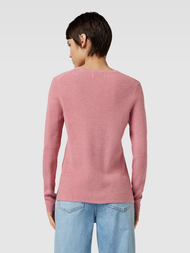 Strickpullover mit abgerundetem V-Ausschnitt in fuchsia meliert