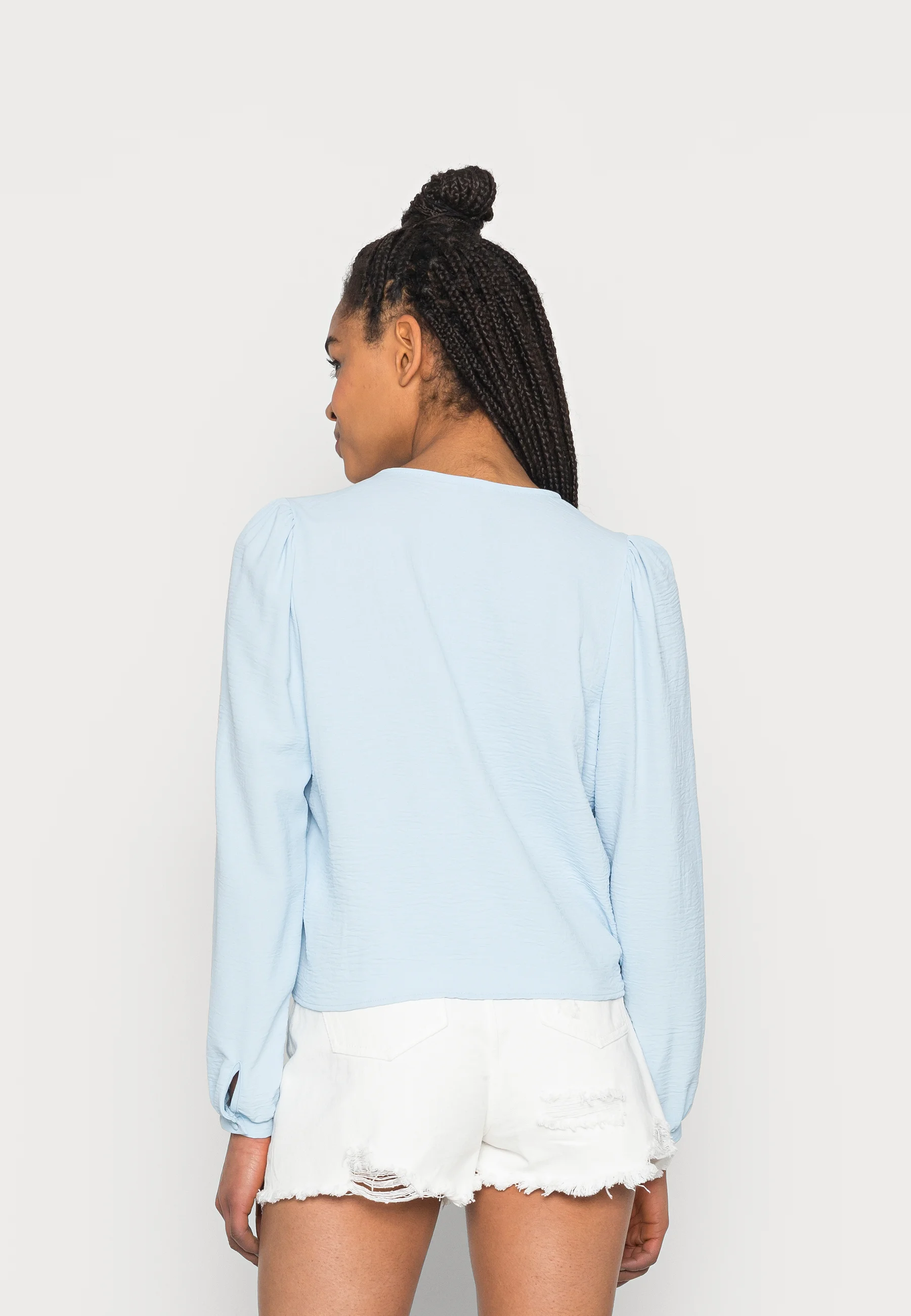 SOLO ONLMETTE NUDO- Blusa