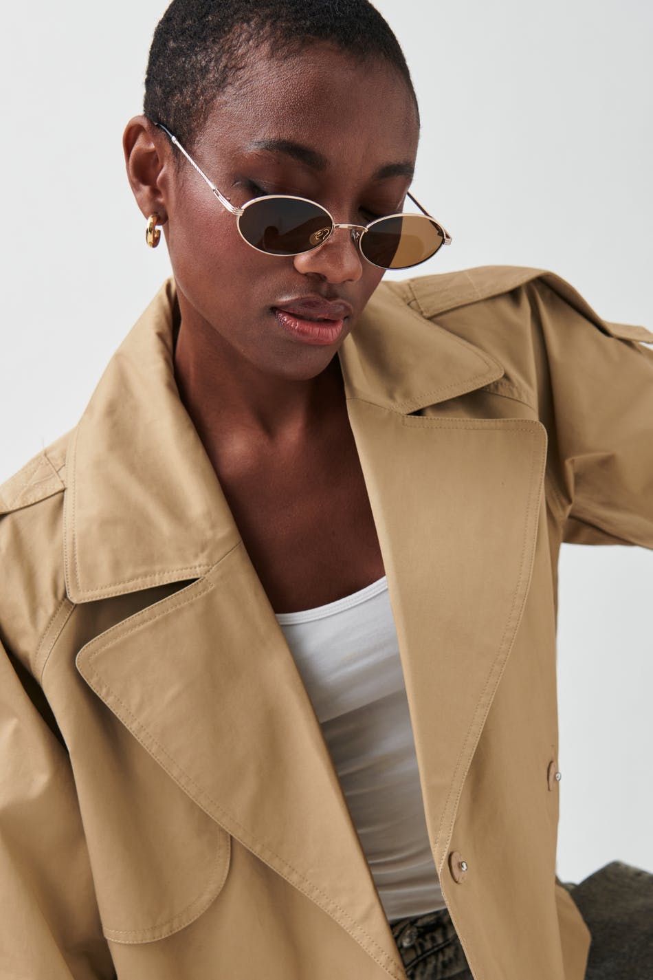 Slim metal oval sunglasses