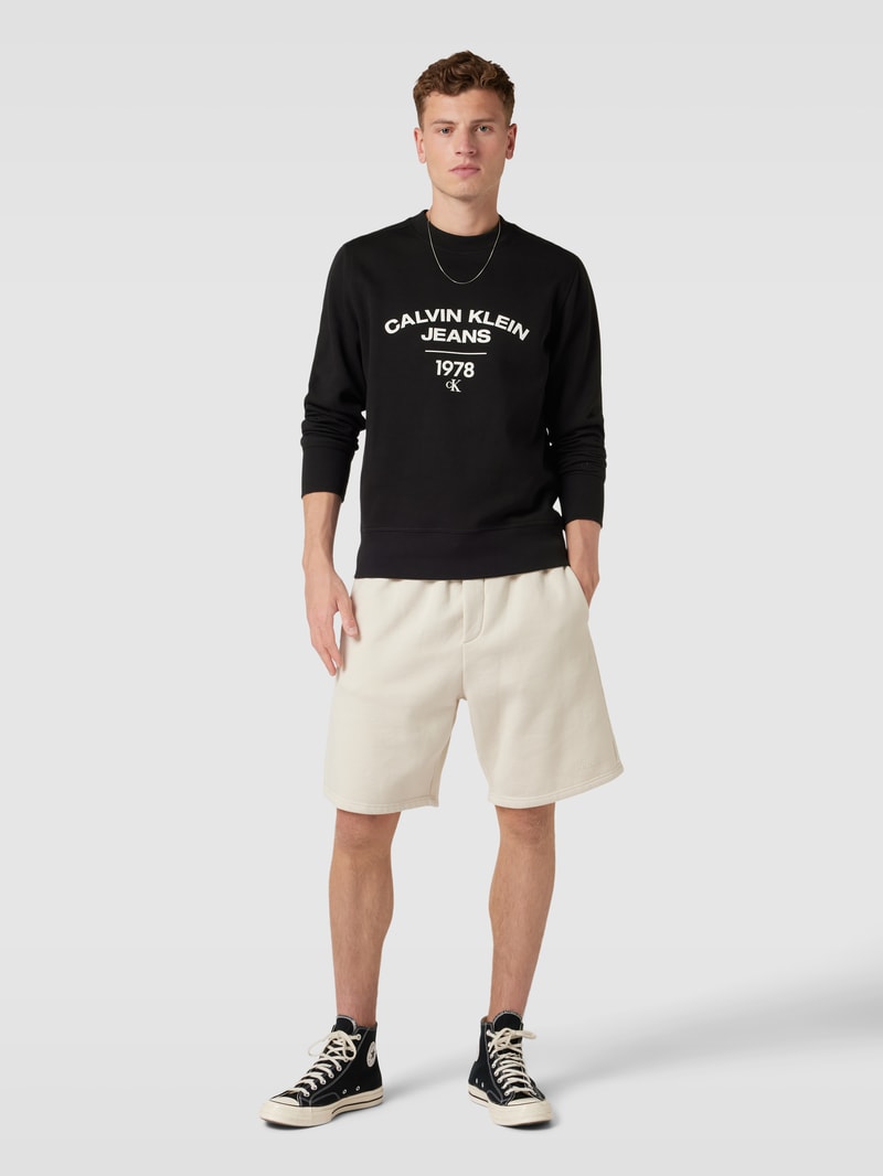 Sweatshirt mit Label-Print Modell 'VARSITY' in black