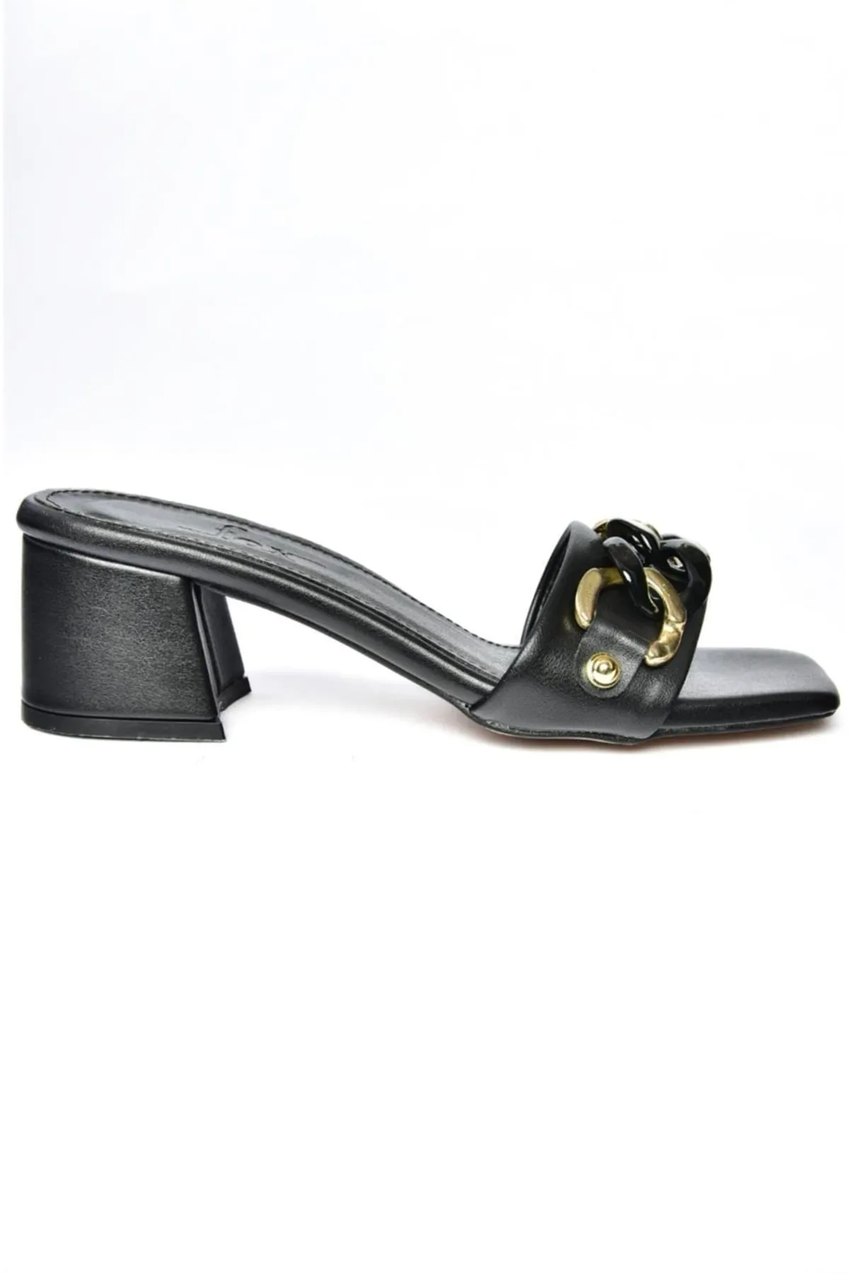 Fox Shoes  P590550509 Schwarze Damenhausschuhe mit dicken Absätzen