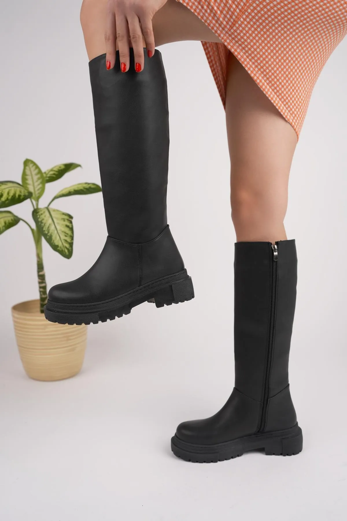MUGGO  Bery Damen-Stiefel mit dicker Sohle
