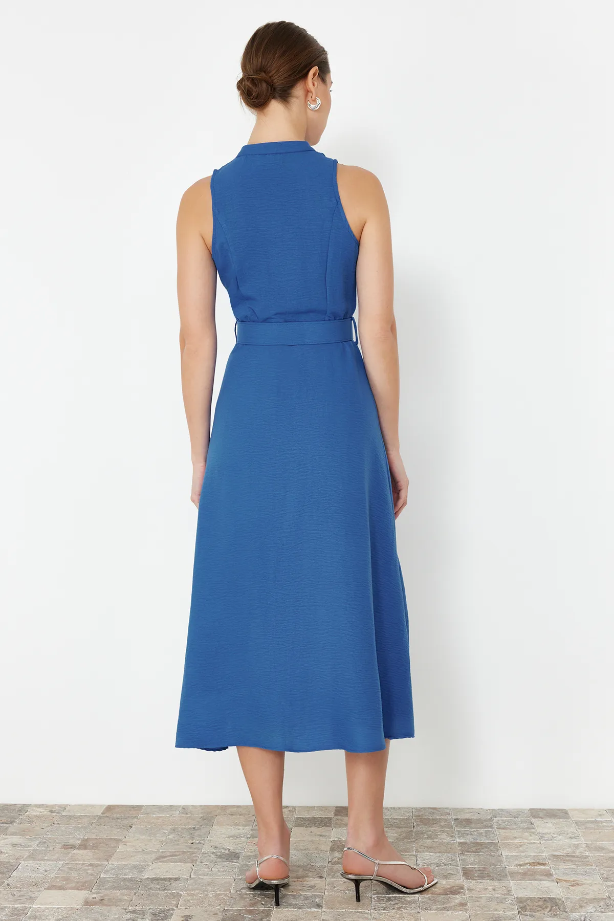 Trendyol Collection  Saks Gewebtes Maxikleid TWOSS23EL01628