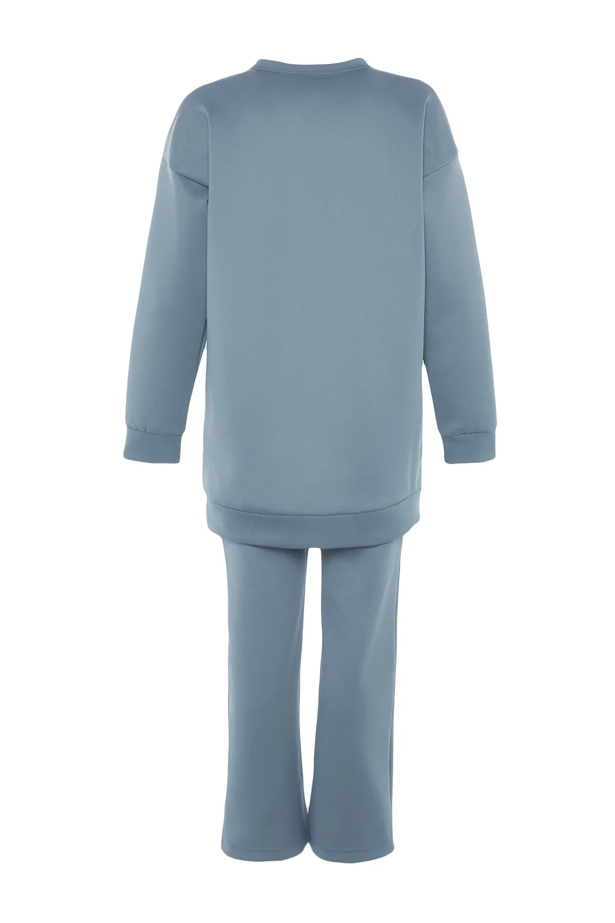 Trendyol Modest  Dunkelblaues Scuba-Strick-Trainingsanzug-Set mit Rundhalsausschnitt TCTAW23EN00004
