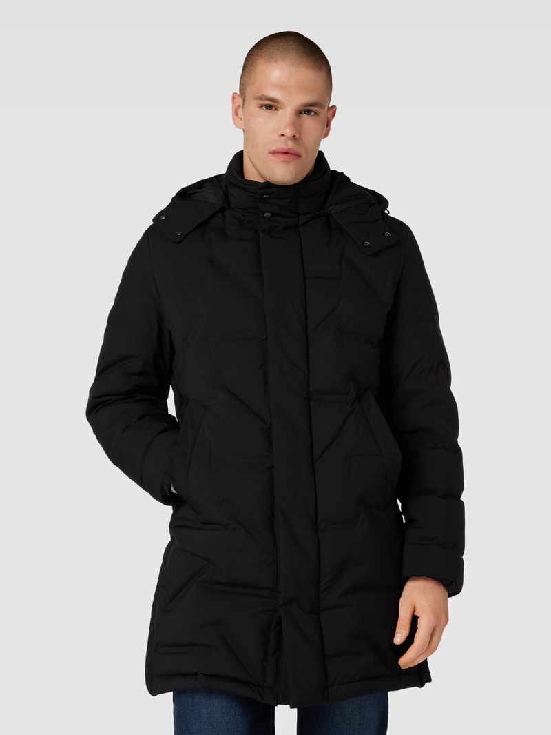 Steppjacke mit abnehmbarer Kapuze in schwarz