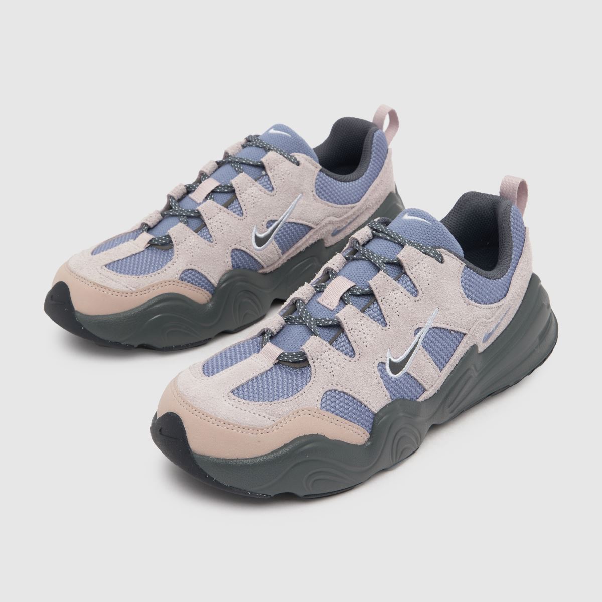 Nike Tech Hera – Grå, flerfärgade träningsskor