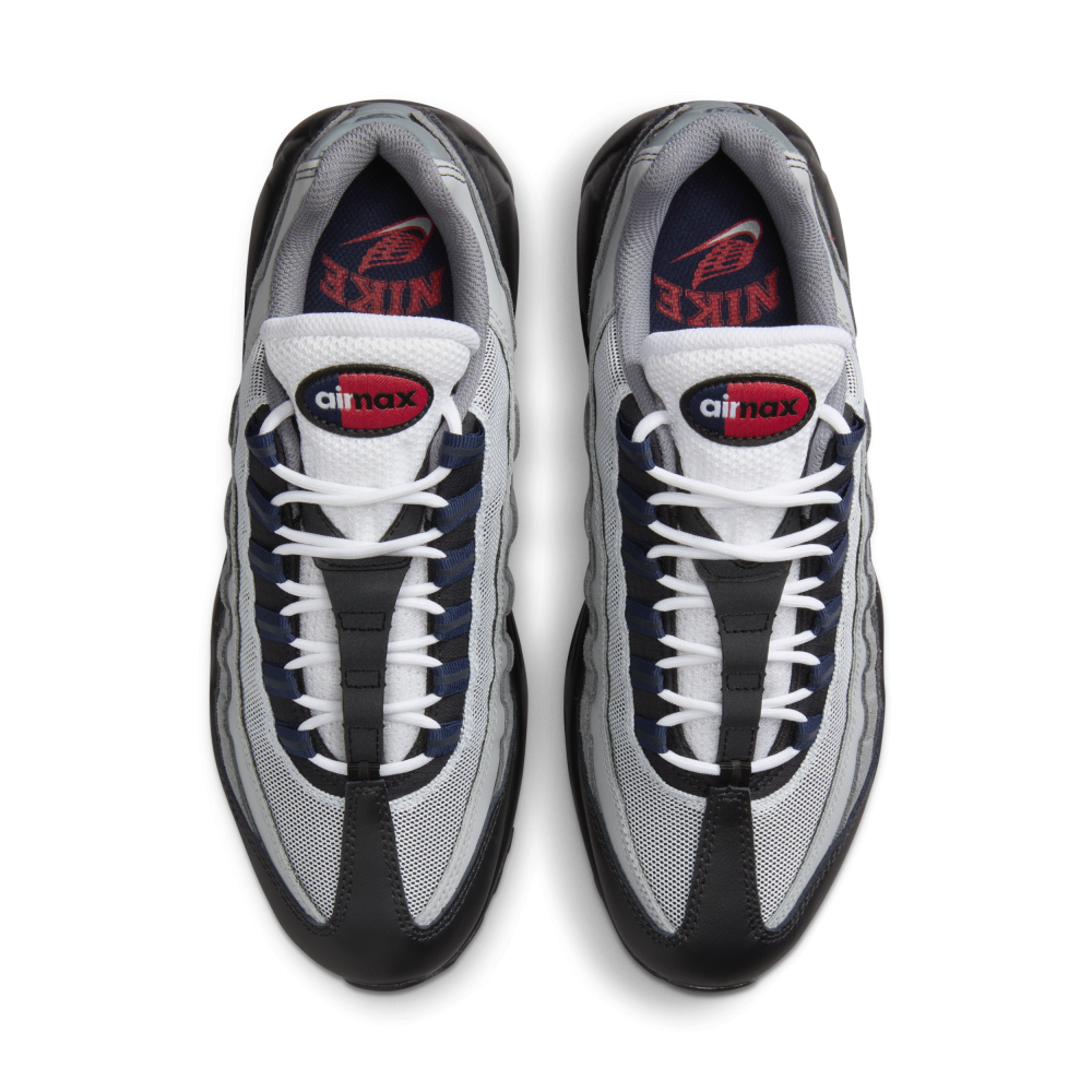 Nike Air Max 95 DM0011-007 / schwarz