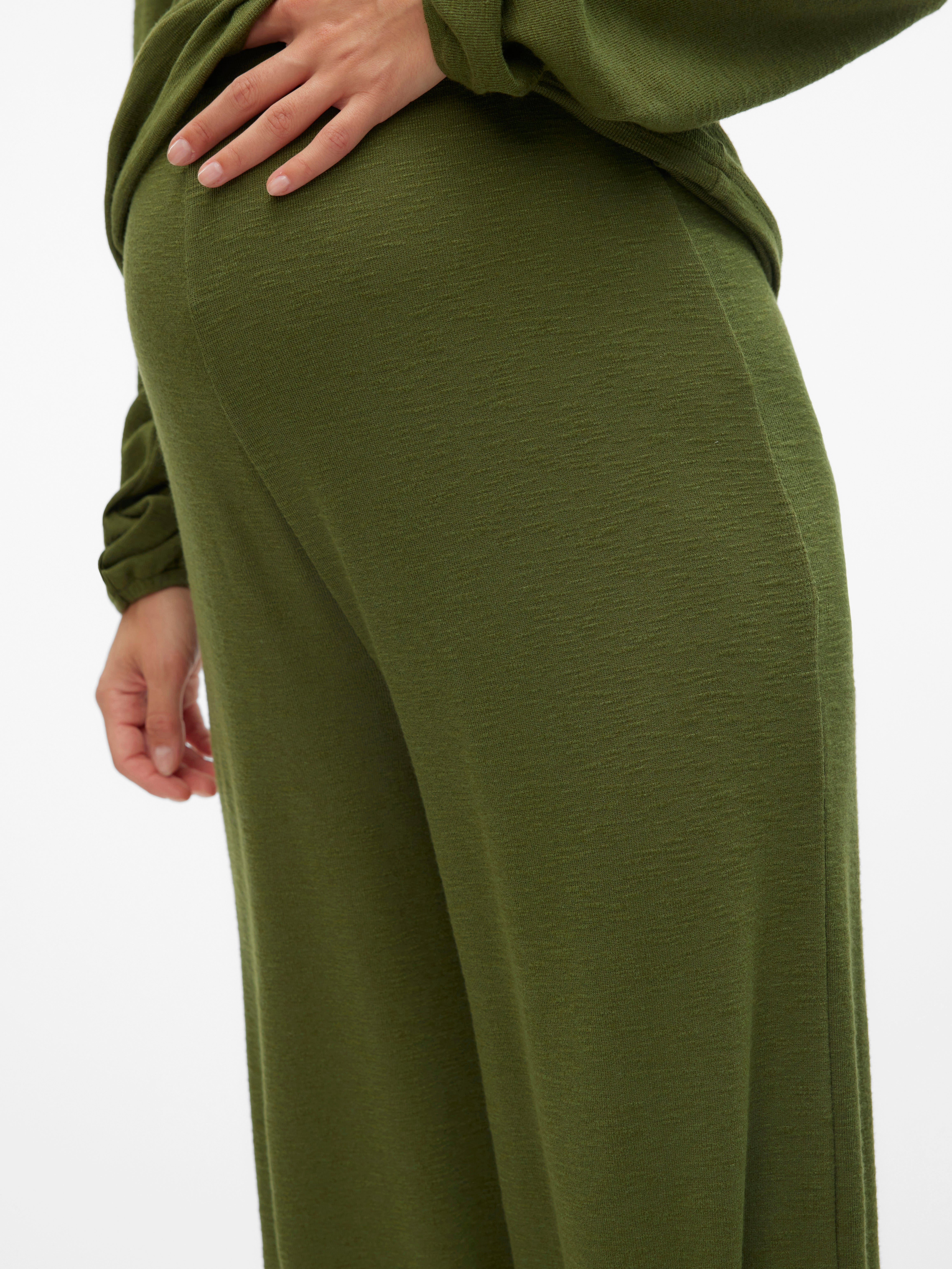 Weiter Beinschnitt Seitenschlitze Hose