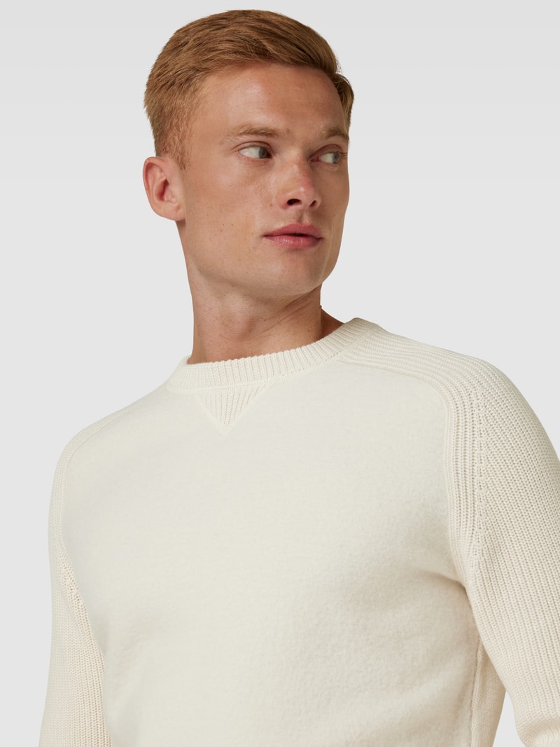 Strickpullover mit gerippten Abschlüssen Modell 'Matero' in offwhite
