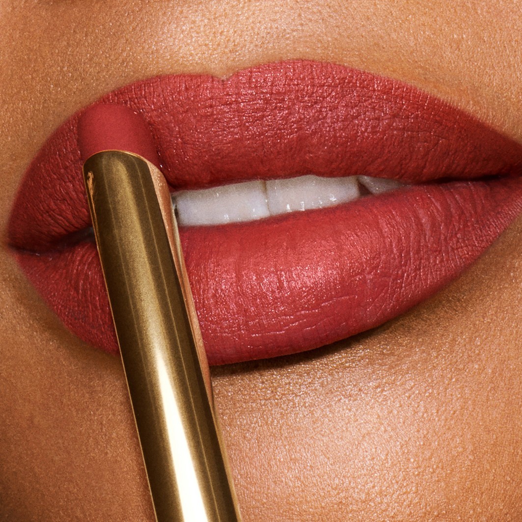 Estée Lauder Ultra Matte Lipstick