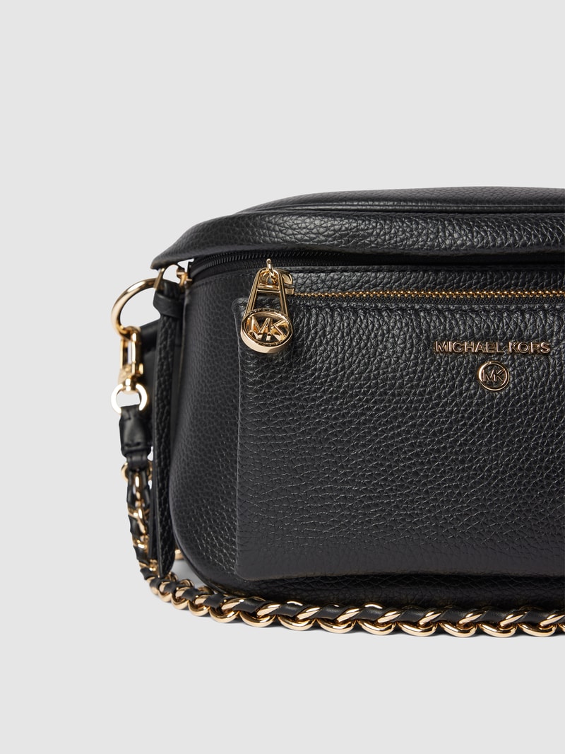 Crossbody Bag mit Label-Applikation Modell 'SLATER' in schwarz