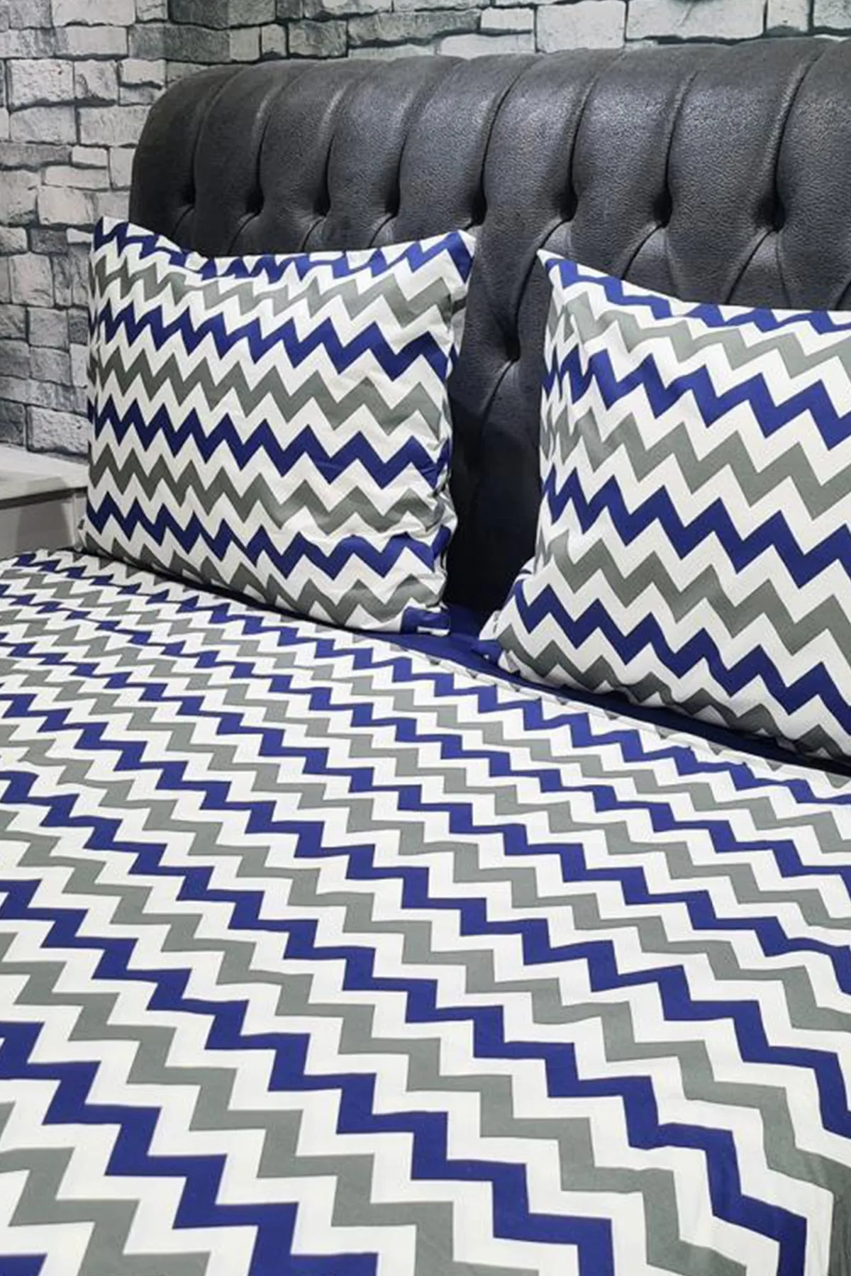 Çeyiz Diyarı  Zickzack-Doppelbettbezug-Set in Marineblau