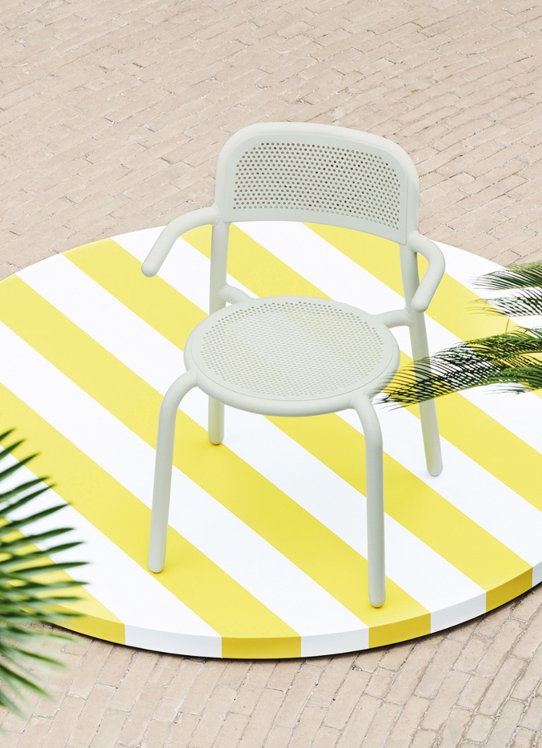 Sedia da giardino Fatboy Toni con braccioli