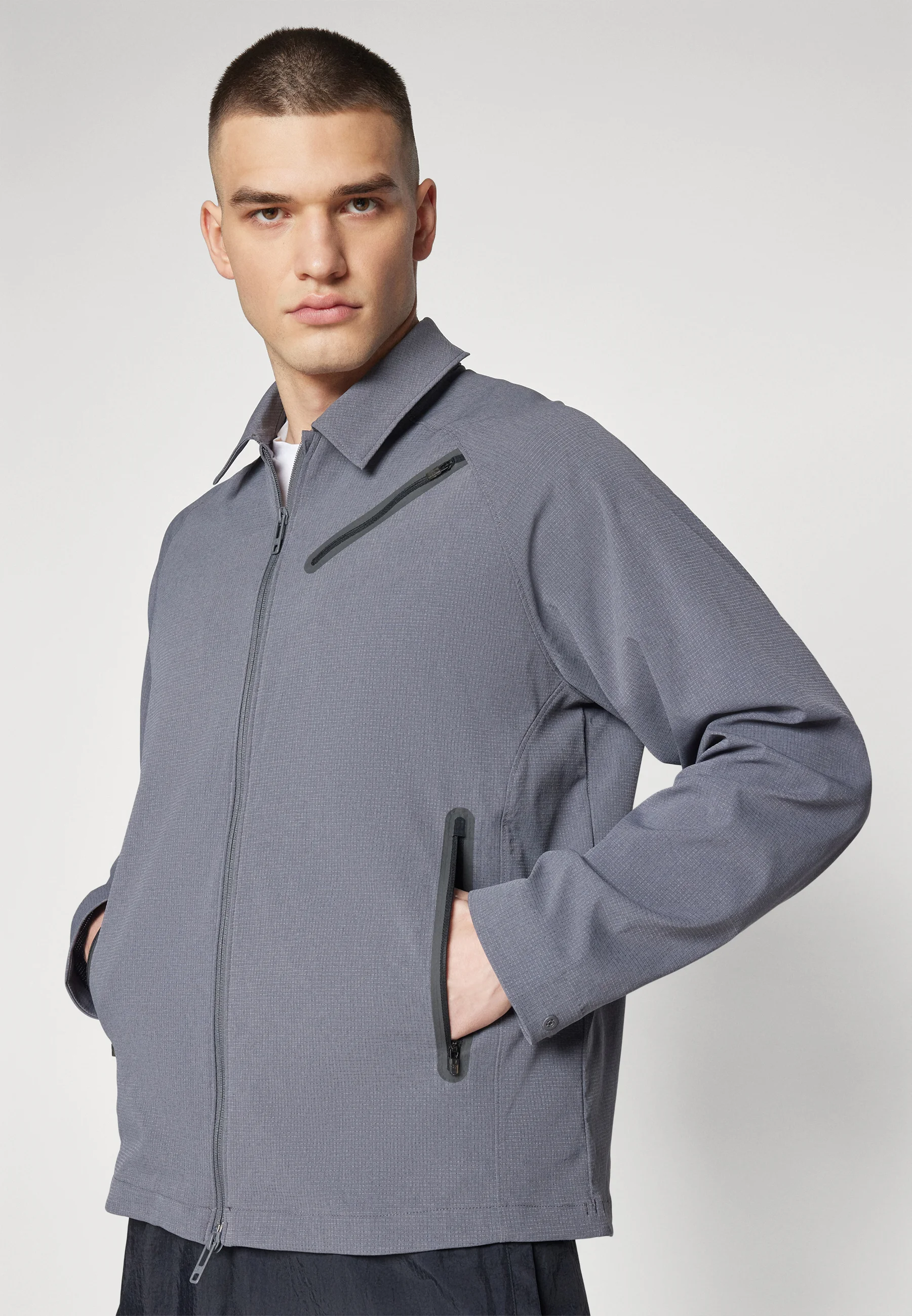 Chaqueta deportiva Under Armour UNSTOPPABLE AIRVENT