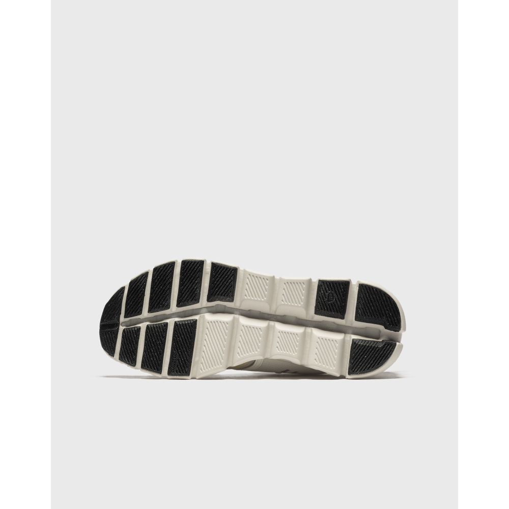 ON Cloud X Shift 38.99122 / bunt