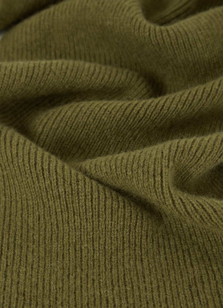 Lyle & Scott Rib knitted scarf in wool blend 195 x 30 cm