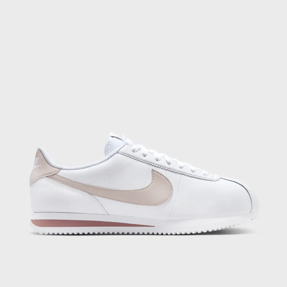 Nike Cortez WMNS DN1791-105 / weiss