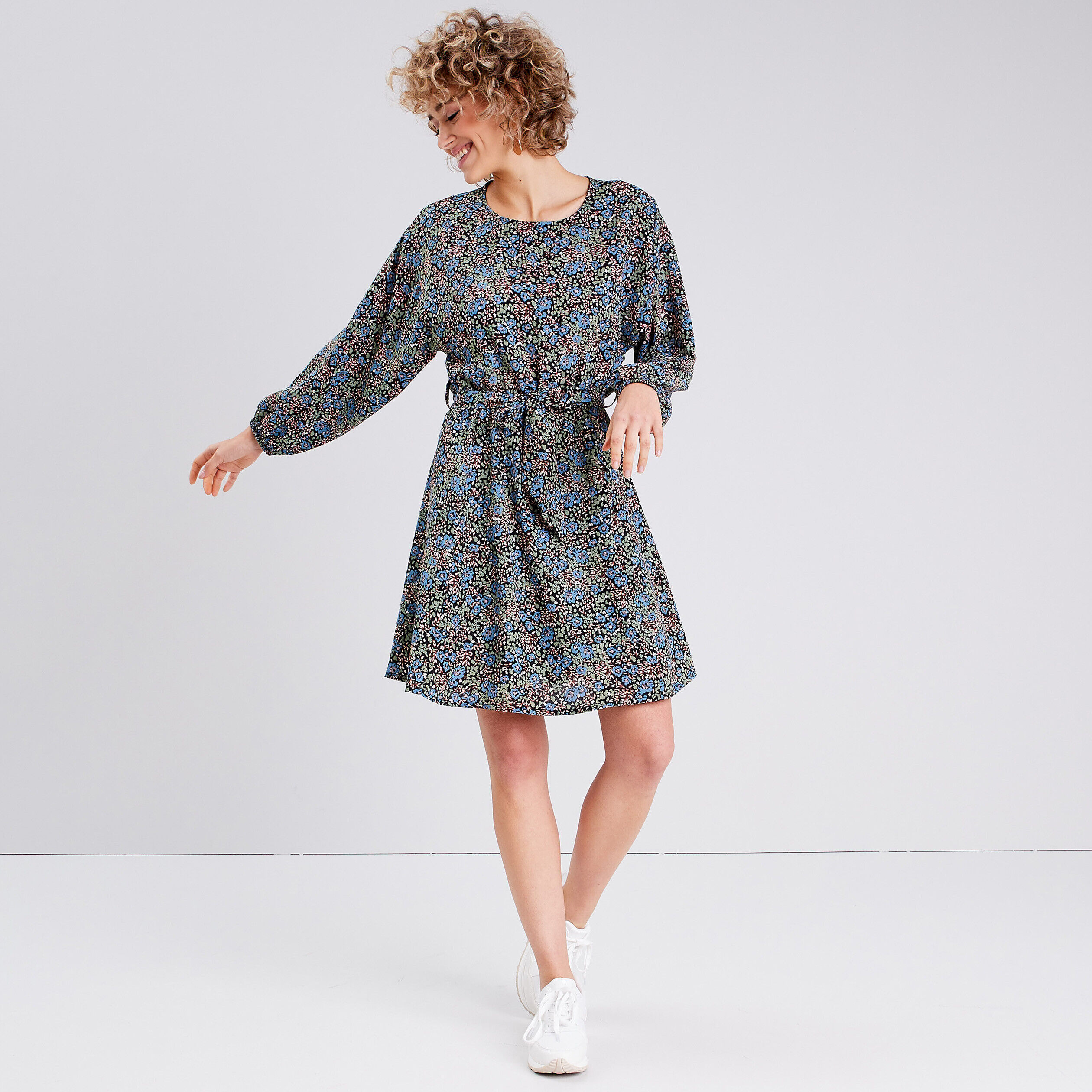 Robe évasée ceinturée denim noir femme | Cache Cache