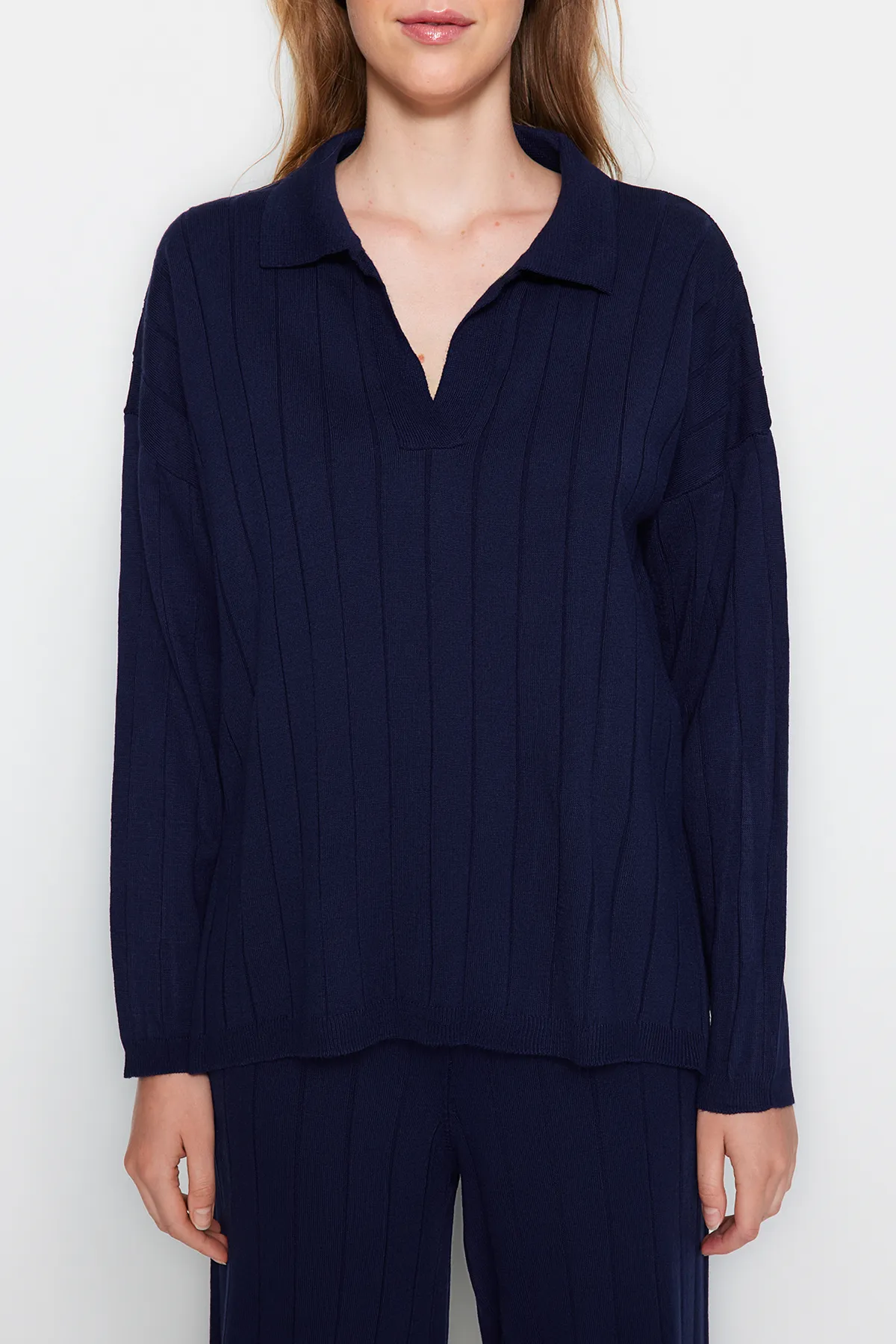 Trendyol Collection  Marineblaues Oversize-Strickoberteil und -unterteil-Set TWOAW24AU00092