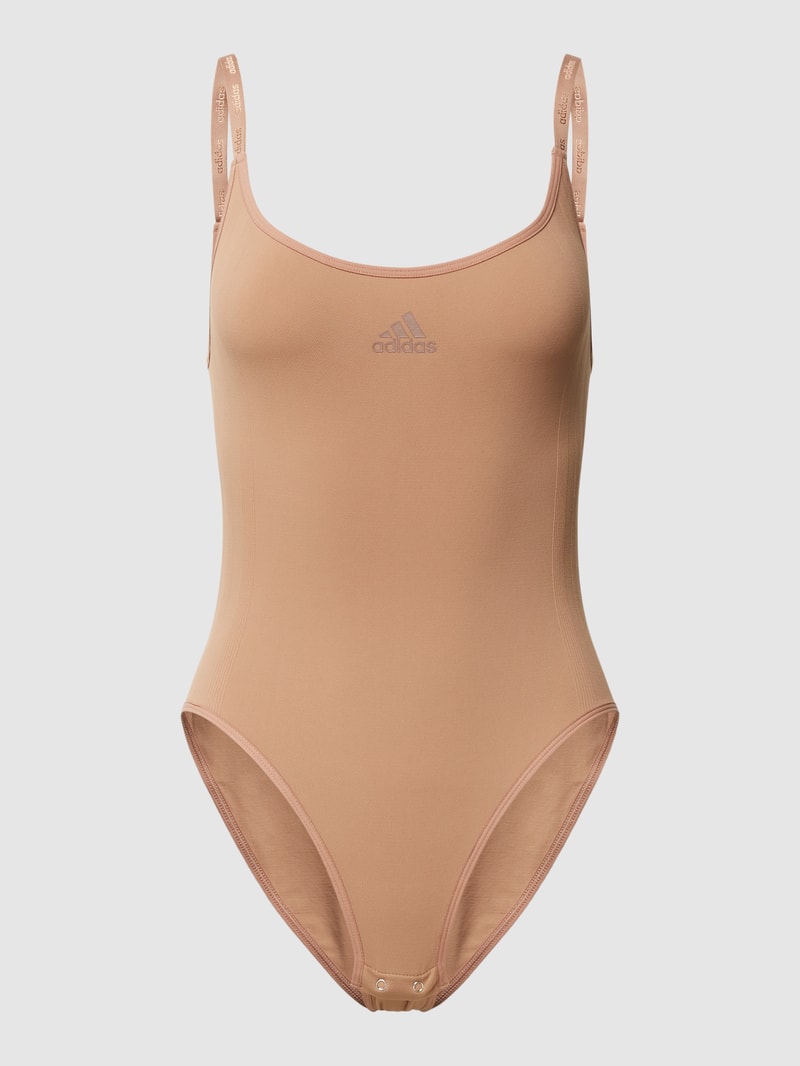 Body mit Label-Print in hellbraun