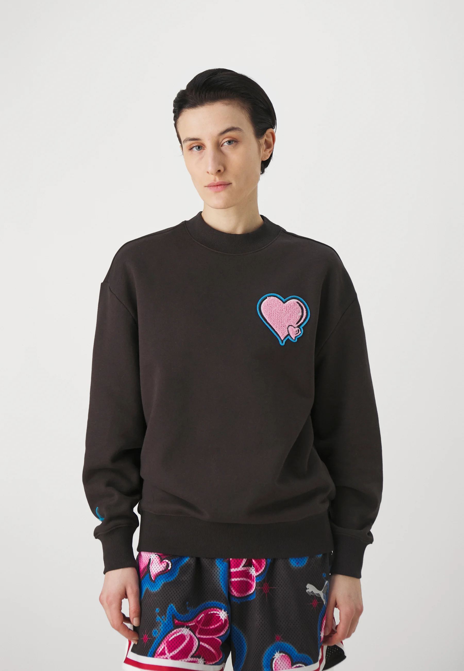 Sudadera Puma WHOLE FIGHT LOVE CREW - Negra
