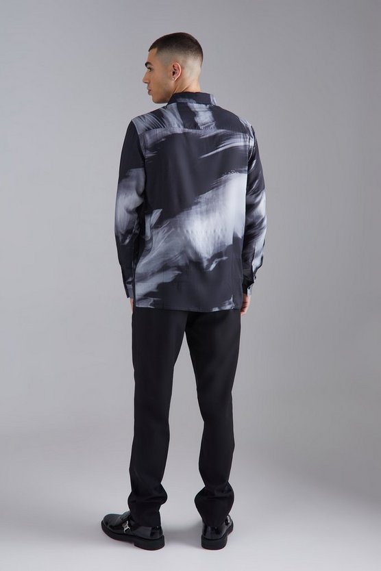 Langärmliges Viskose-Hemd mit abstraktem Batik-Print