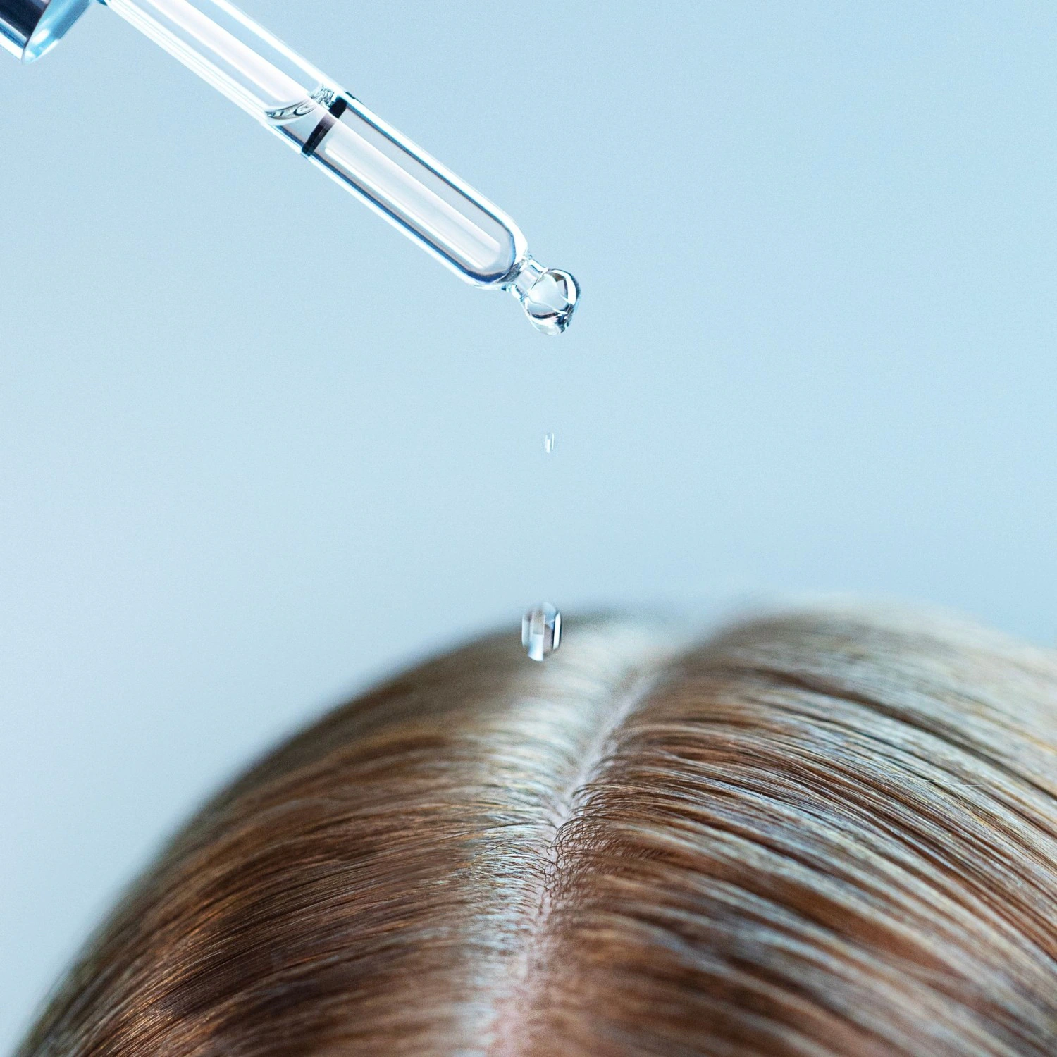 HAIR RITUAL BY SISLEY Discovery Program Fortifying Revitalizing Serum