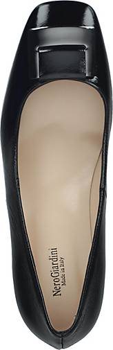 NeroGiardini Pumps