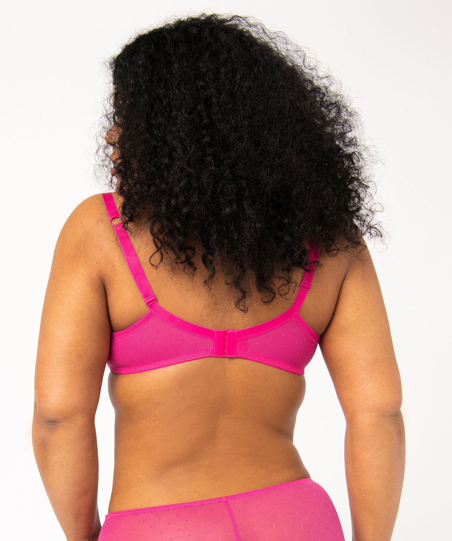 Soutien-gorge grande taille à armatures et coques fines violet | GEMO
