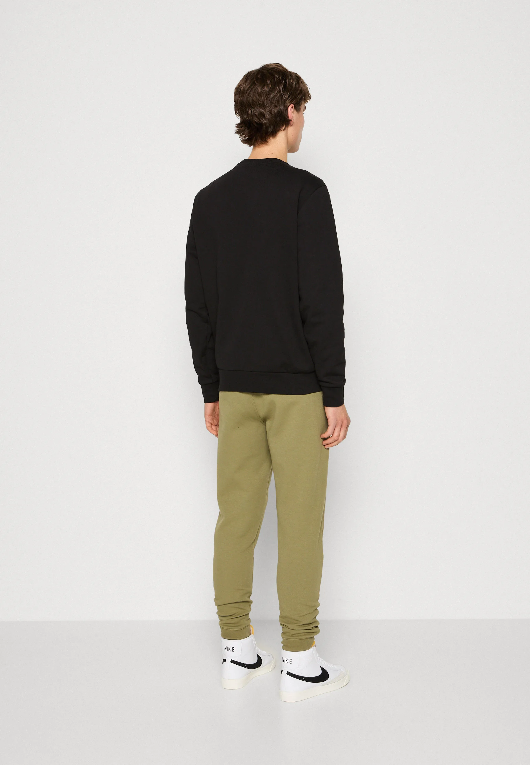Sudadera Calvin Klein con logotipo cuadrado