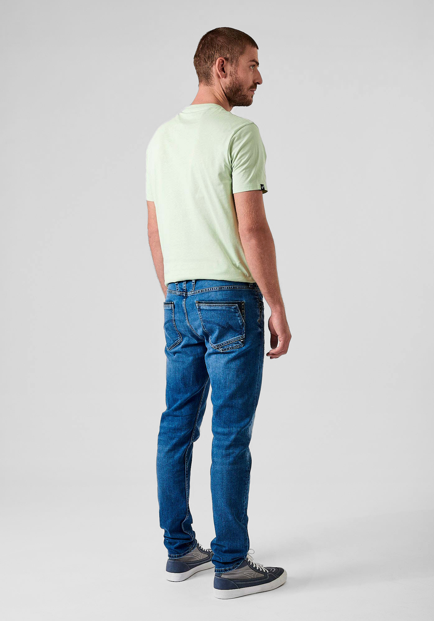 IKENA  Jean slim Homme