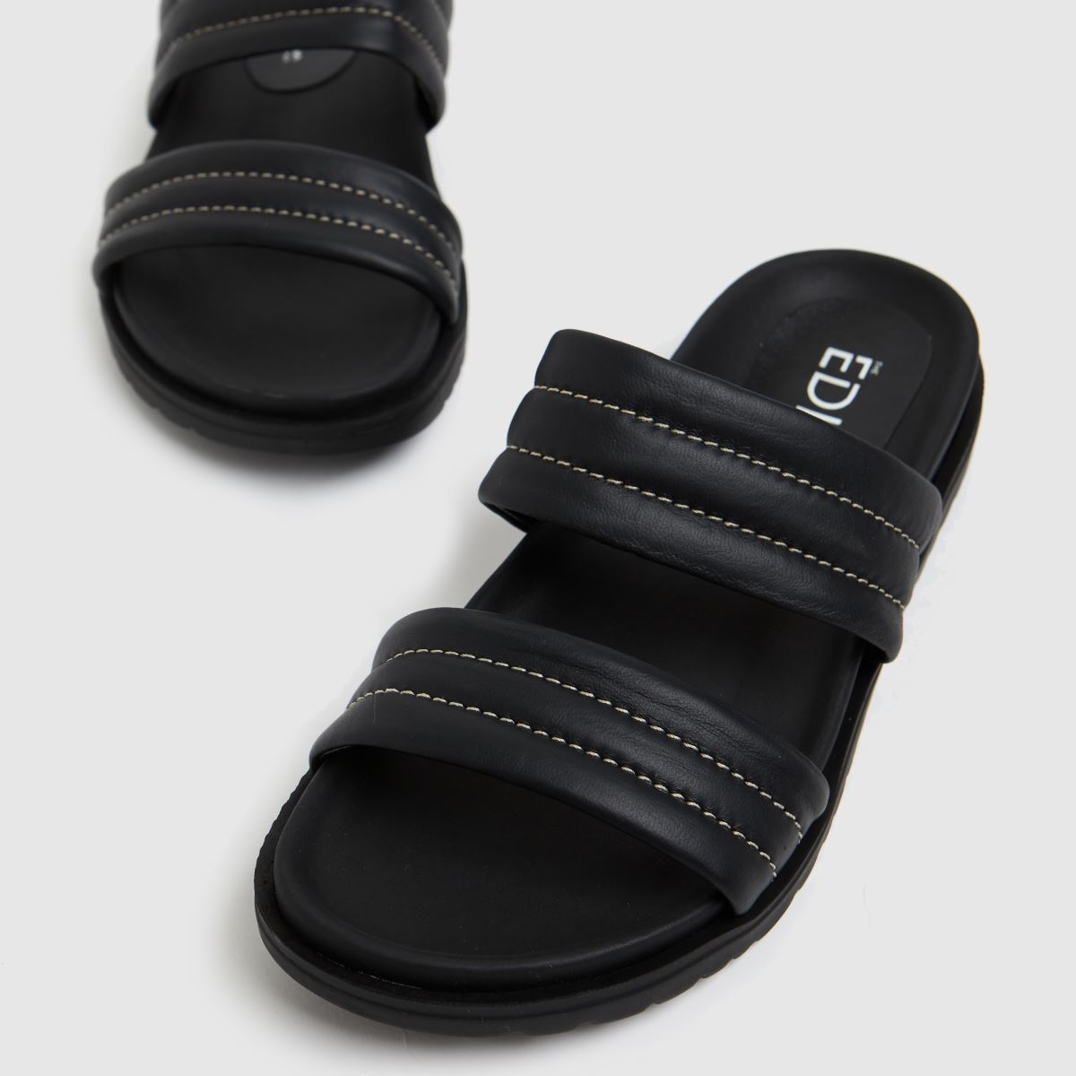 Schuh The Edit – Phoebe – Svarta lädersandaler