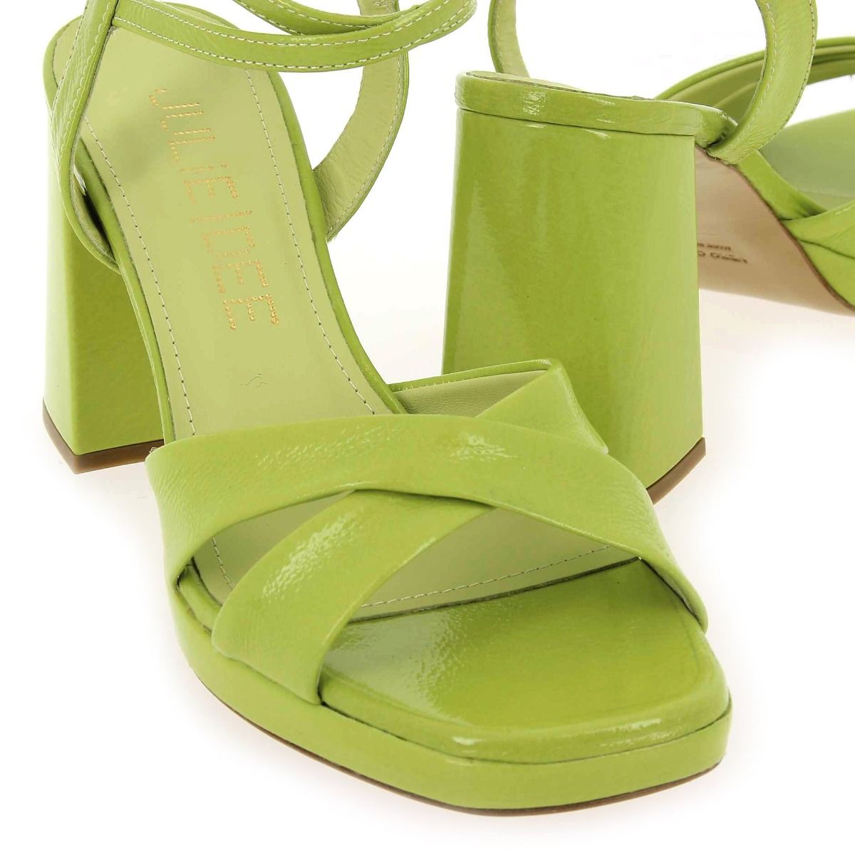 Julie Dee  BR 428 - Vert