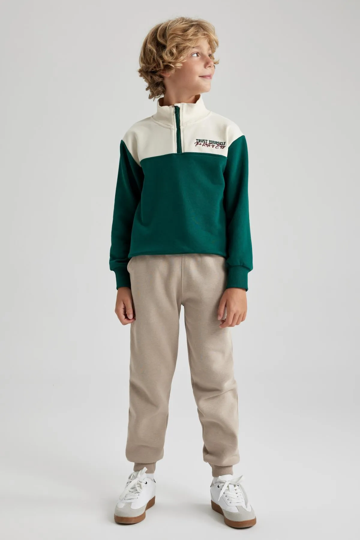 DeFacto  Jungen-Sweatshirt mit halbem Reißverschluss