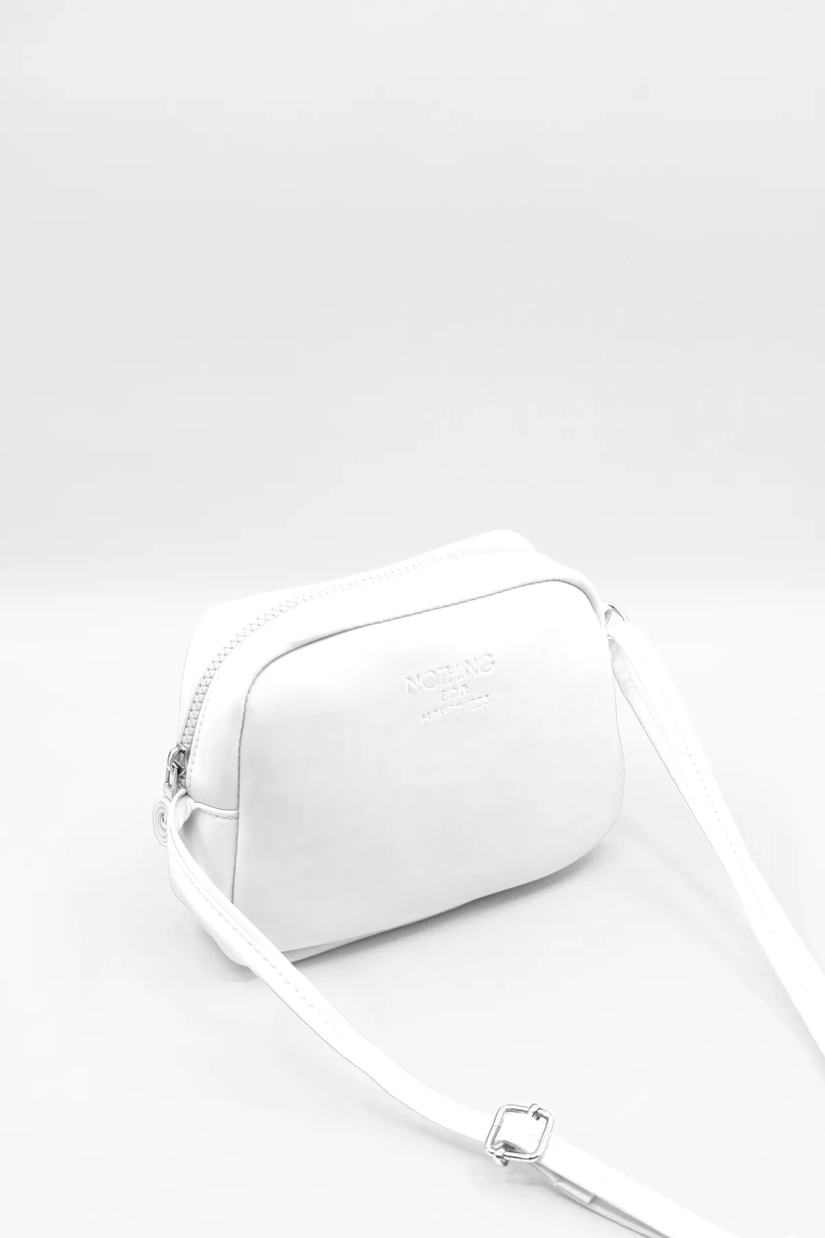 NOTHING  Damen-Handtasche und Umhängetasche Mini Urban Cross Strap mit Reißverschluss und verstellbarem Riemen